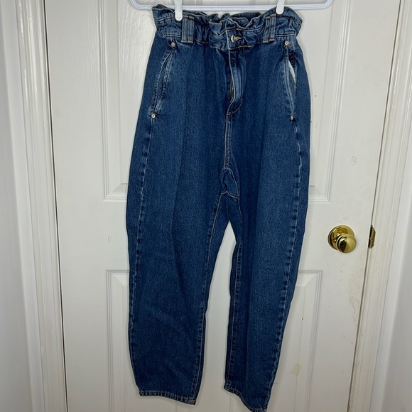 Zara Mom Jeans size 6 - Picture 1 of 5